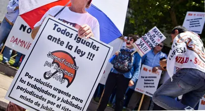 Los “cincuentones” y el déficit fiscal