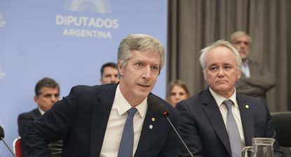 el banco central sale a discutir la grieta entre la macro y la micro: no hay contradiccion real