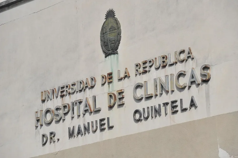 El Hospital de Clínicas ofrece un choripan tras donar sangre