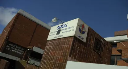 BROU subvenciona su propia privatización, dice AEBU