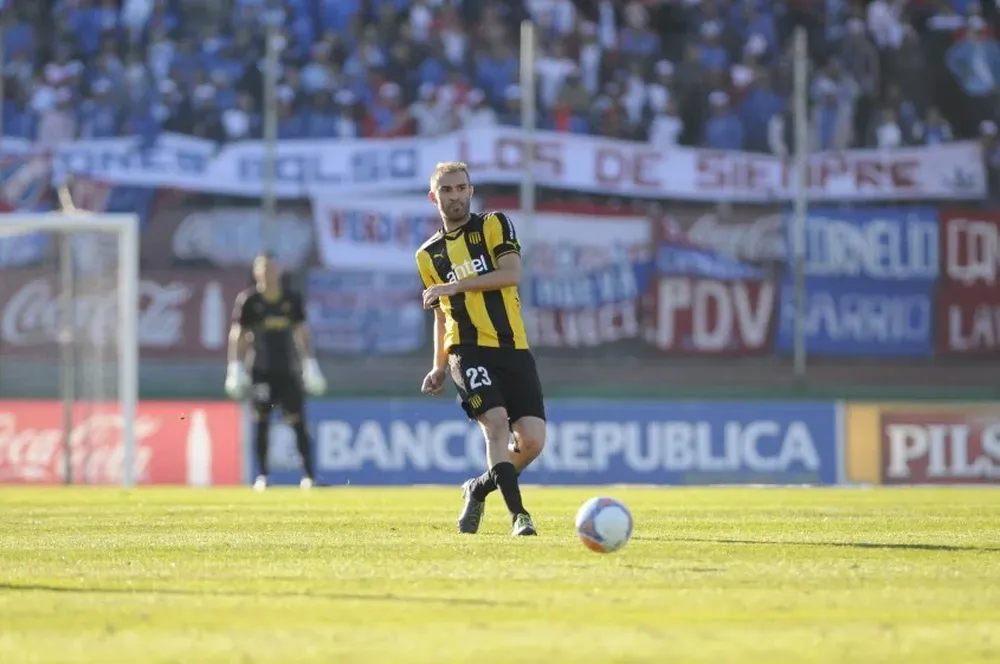Carlos Valdez
