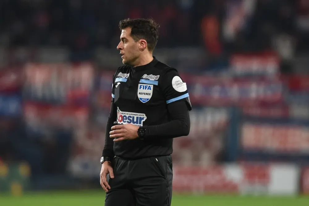 Gustavo Tejera actuó como VAR en Deportivo Maldonado-Peñarol el 22 de agosto