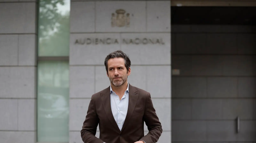 El portavoz del PP, Borja Sémper tras presentar en la Audiencia Nacional una querella contra el PSOE por el caso Koldo