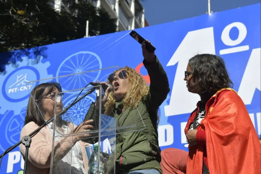 Una mujer interrumpió el acto del primero de mayo