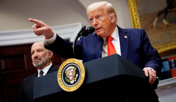 Guiño de Trump a Wall Street: nombró a una funcionaria en la Reserva Federal para desregular a los bancos