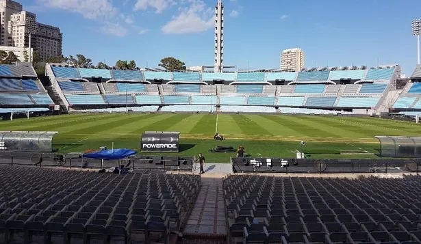Cerro vs Nacional juegan en el Centenario