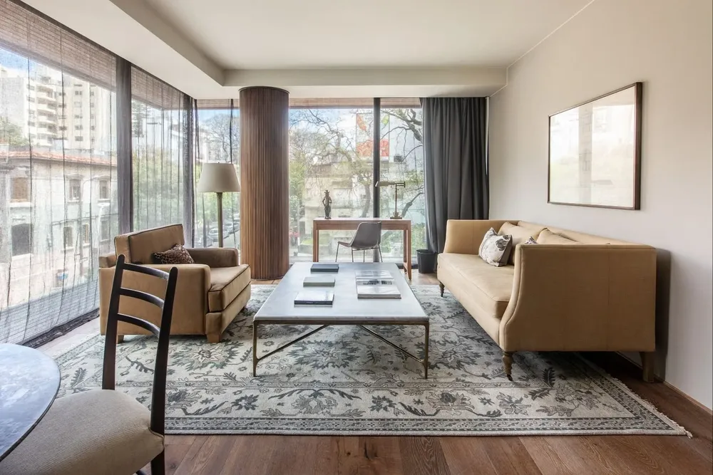 Las habitaciones tienen la comodidad de un apartamento