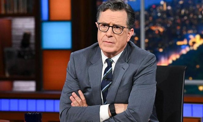 "Amo absolutamente que hayan despedido a Colbert. Tenía incluso menos talento que ratings", escribió Donald Trump en Truth Social horas después del anuncio.