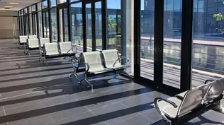 Sala de espera del nuevo hospital
