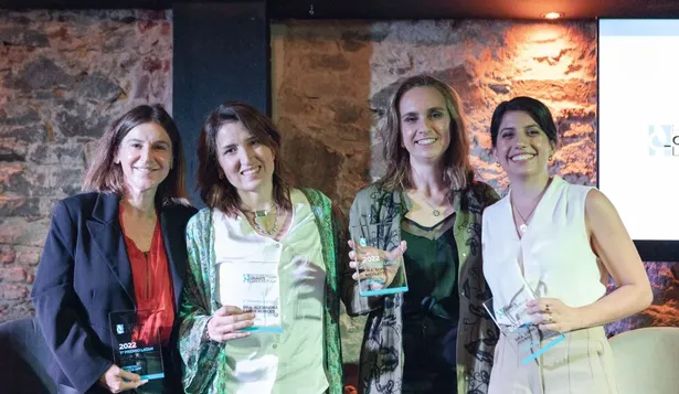 De izquierda a derecha: Dra. Cecilia Castillo, Dra. Alejandra Larre Borges, Dra. Sofia Nicoletti y Dra. Camila Otero.