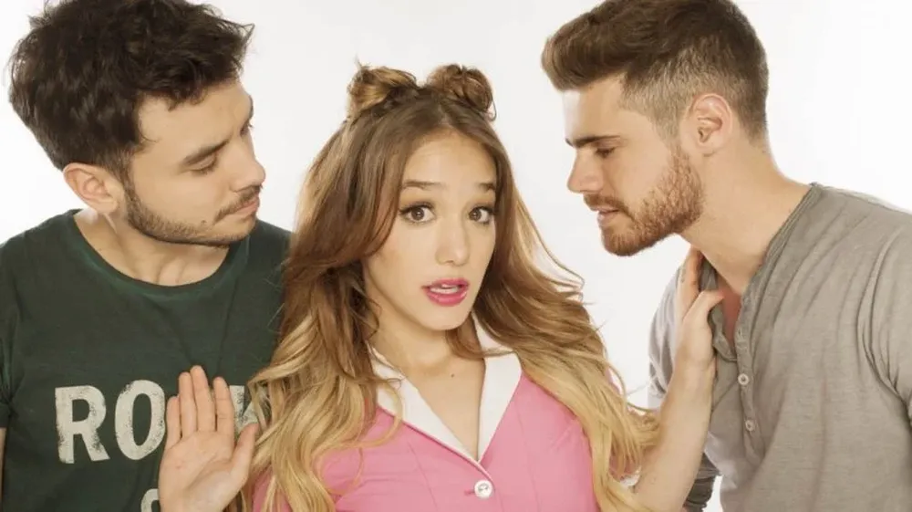 Agustín Casanova y Gastón Soffritti pelearán por el amor de Simona (Ángela Torres) en la telenovela que Pol-ka estrenará en enero de 2018