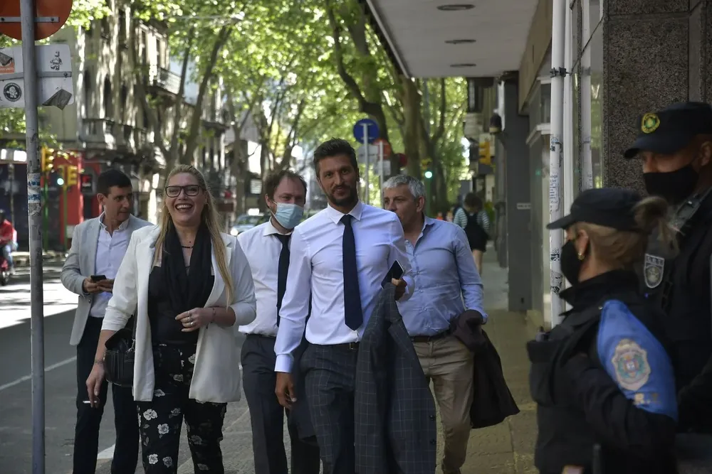 Abogados defensores de la Operación Océano fuera del Palacio de los Tribunales