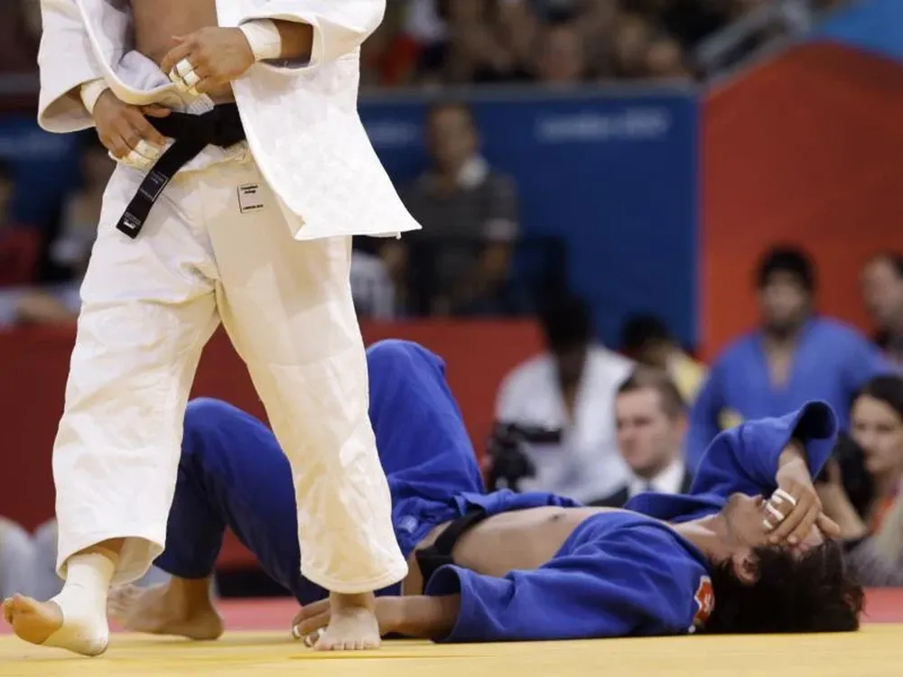 Romero fue inmovilizado por el surcoreano