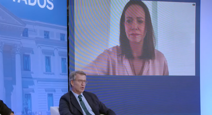 Núñez Feijóo reclama una transición democrática en Venezuela y Díaz Ayuso celebra la caída del dictador Maduro