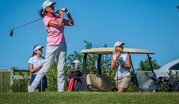 Golf solidario: Aeropuertos Uruguay, Duty Free y La Barra Golf Club realizaron torneo para apoyar a organización que promueve la equidad educativa