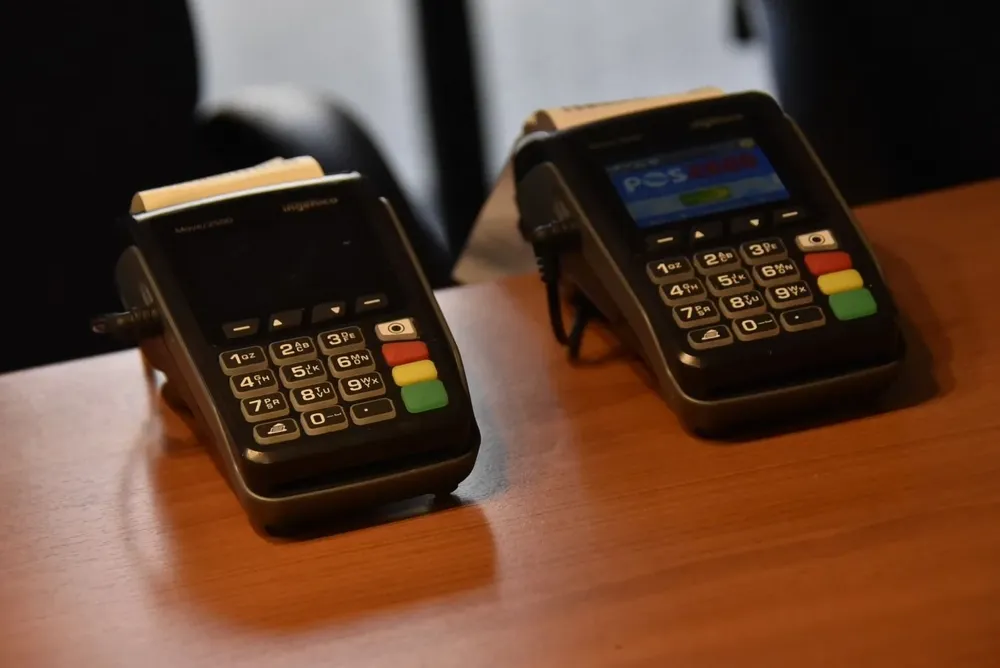 Los comerciantes podrán elegir un único proveedor de POS y operar con todos los sellos.