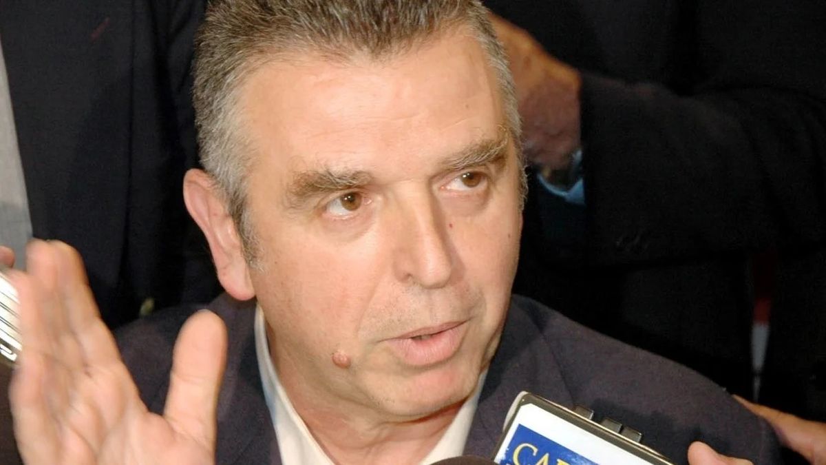 Ordenan citar al ex líder de Montoneros Mario Firmenich a declaración