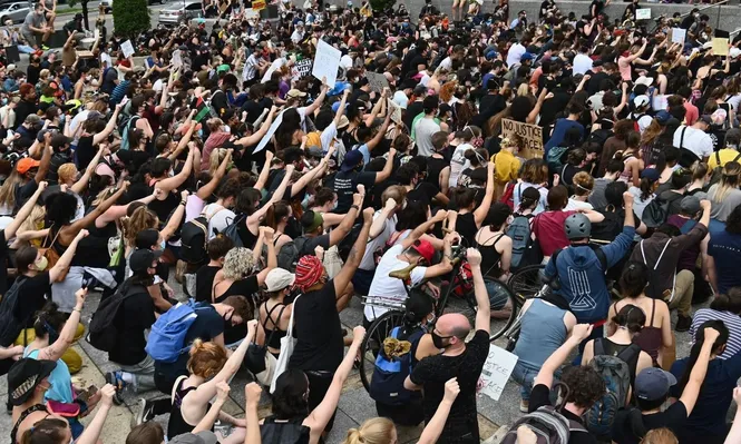 Trump genera miedo por crear un ambiente que lleve a la violencia