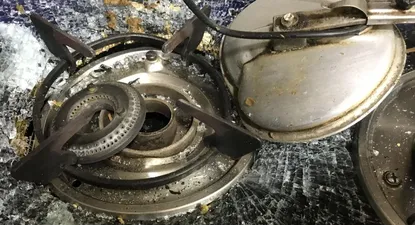 “Me explotó en la cara”: cuán comunes son todavía los accidentes con ollas a presión