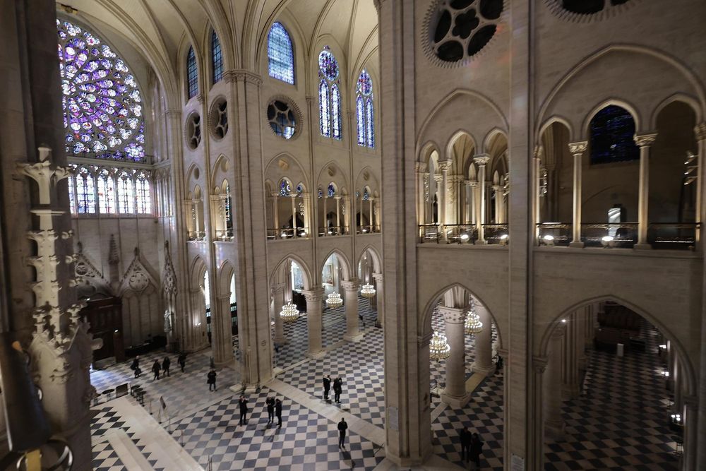 La renovada catedral de Notre Dame en París.