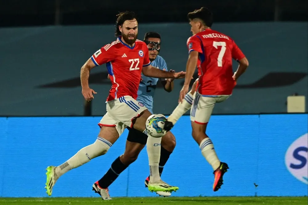 Chile recibe a Colombia