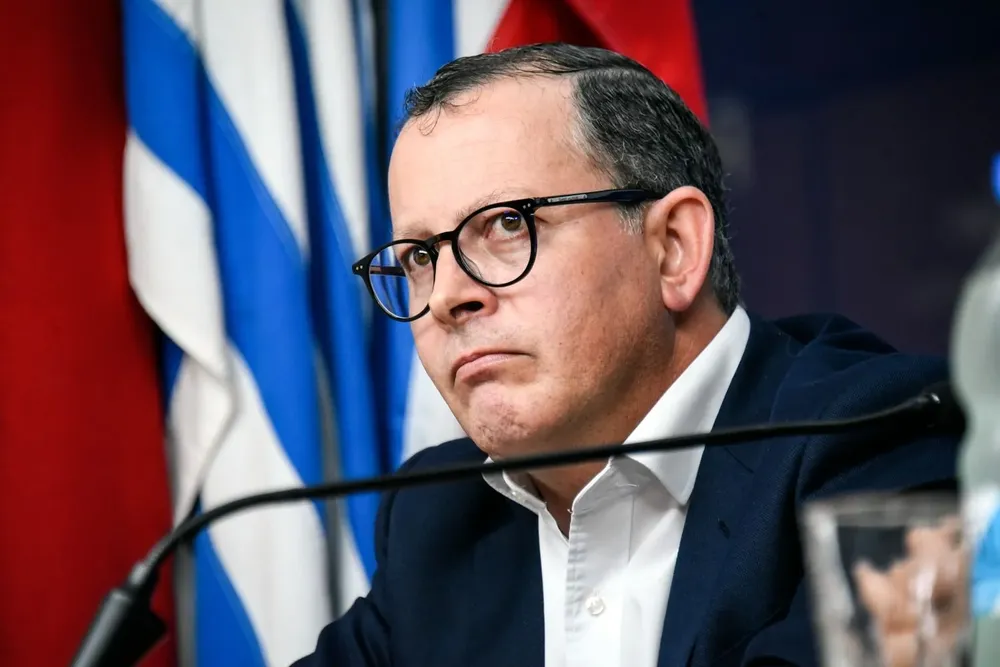 Diputado cabildante criticó al ministro de Transporte