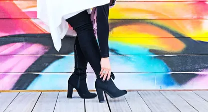 Las mujeres se están bajando de los tacos para ir a trabajar