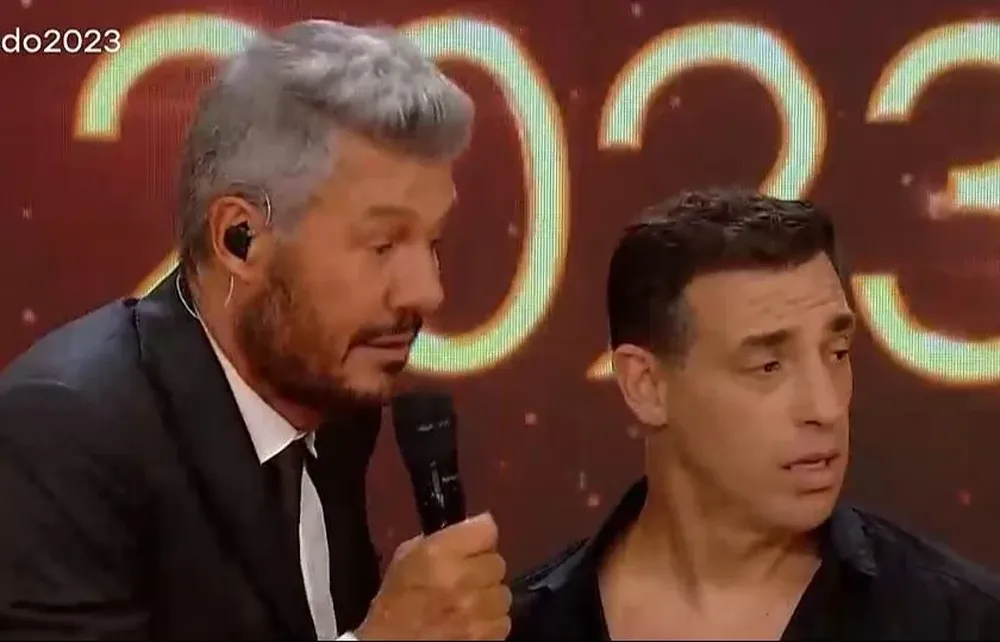 Tinelli y Maxi de la Cruz en el Bailando