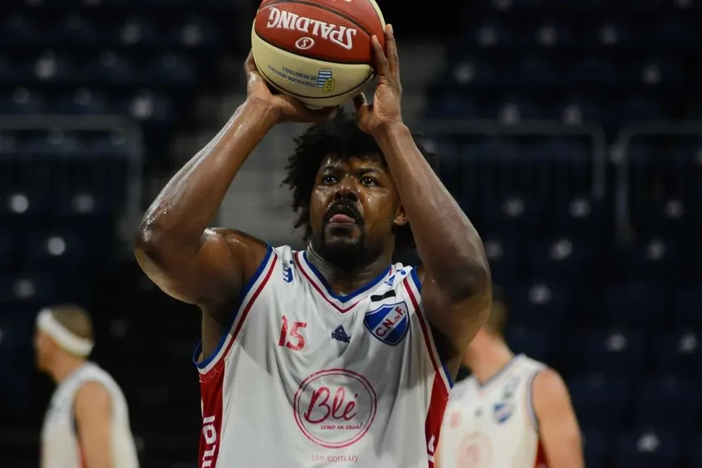 Hatila Passos, de Nacional a Biguá