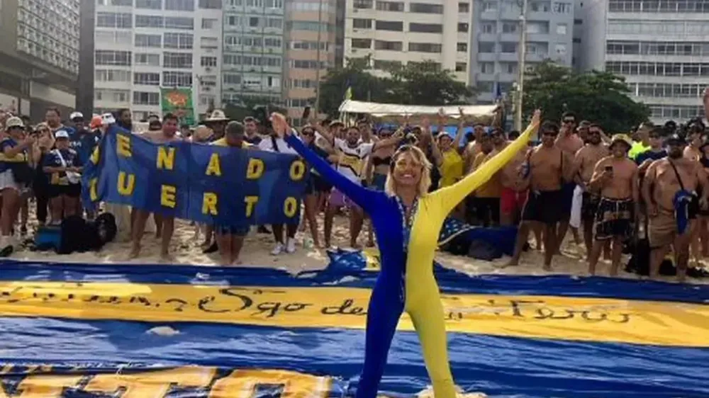 Xipolitakis en Río de Janeiro con los hinchas de Boca