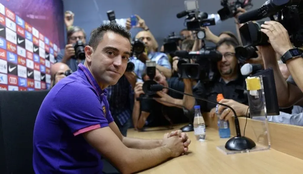 Xavi al anunciar su salida de Barcelona