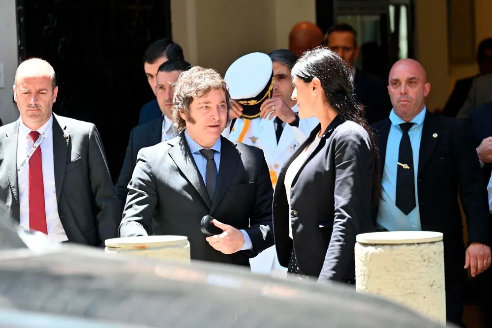 Milei se retira del acto en el Museo del Holocausto