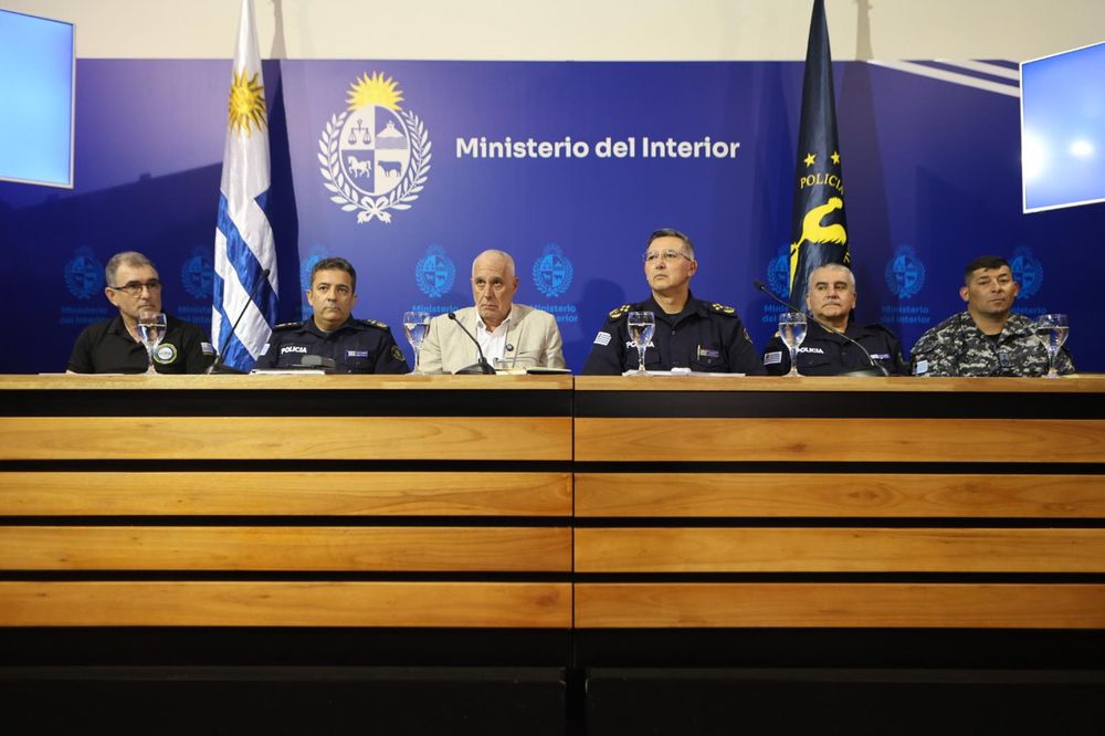 conferencia de prensa ministerio