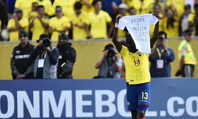 Valencia y el homenaje a dos compañeros