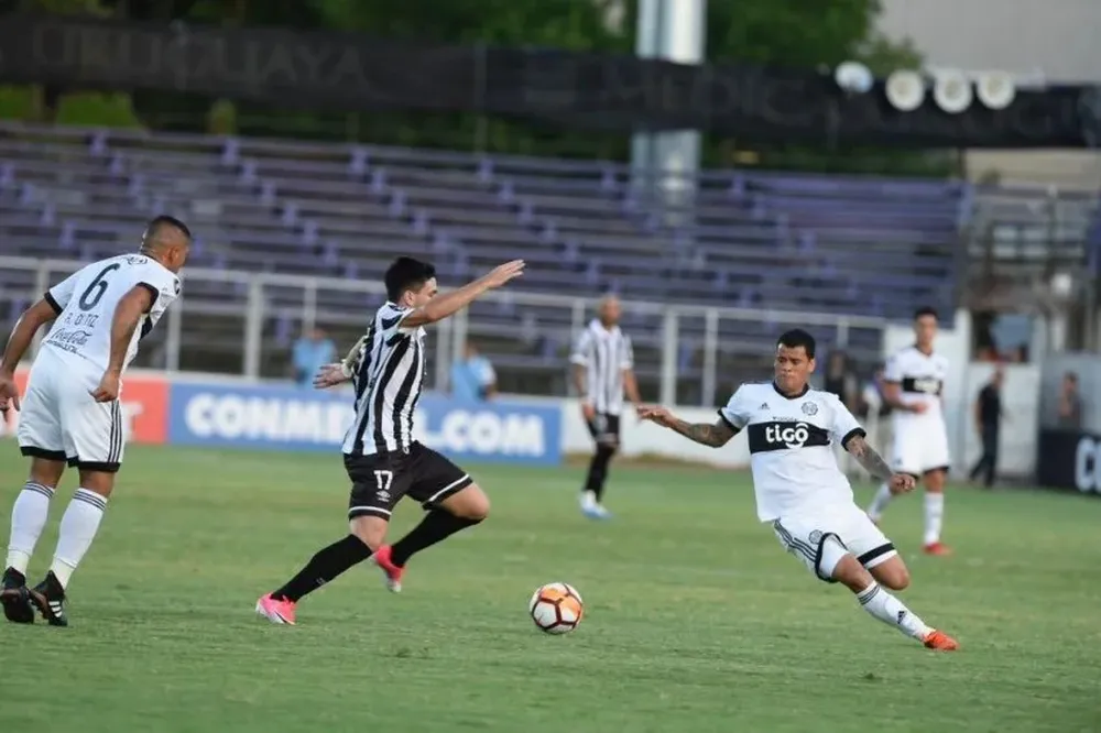 Wanderers abrió la Libertadores ante Olimpia en el Franzini