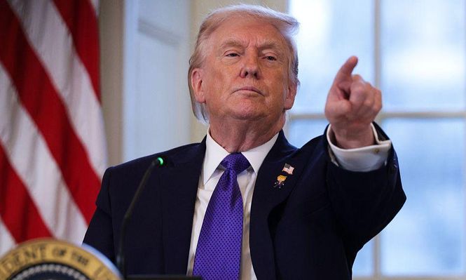 La BBC busca que se desestime la demanda de Trump de US$5.000 millones contra la corporación