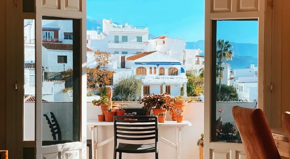 Emigra a uno de los pueblos más hermosos de España con un empleo único.