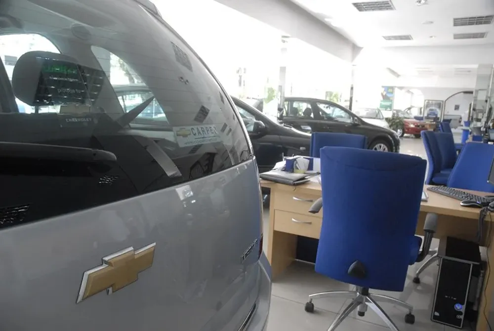 Chevrolet continúa liderando el mercado de autos