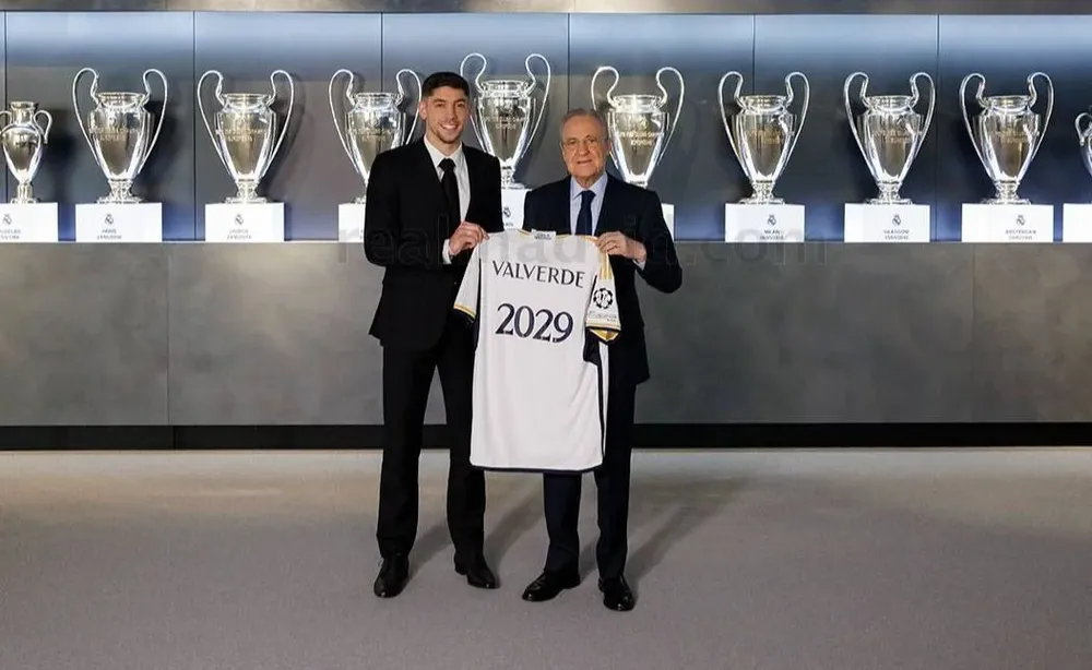 Renovó Fede Valverde.