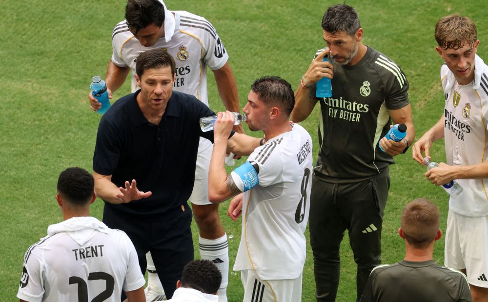 Xabi Alonso y Fede Valverde en el Mundial de Clubes Xabi Alonso y Fede Valverde en el Mundial de Clubes