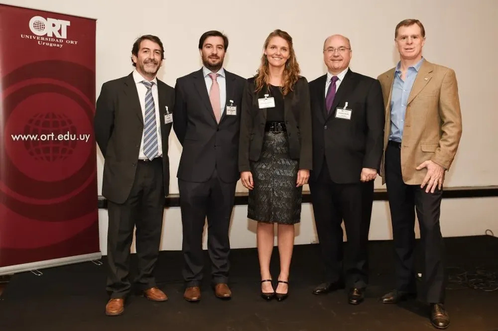 Luis Silva, Agustín Napoleone, Mercedes Steneri, Gastón Labedie y Enrique Topolansky