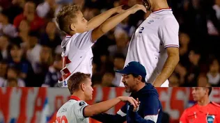El abrazo del hijo al padre
