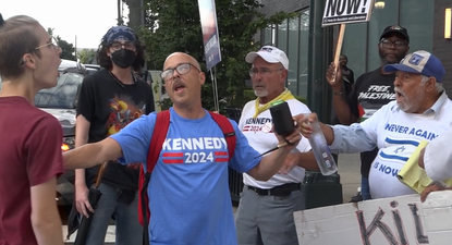 El debate en la calle: choques entre militantes de Biden y del excluido Kennedy, protestas por Gaza y escepticismo latino