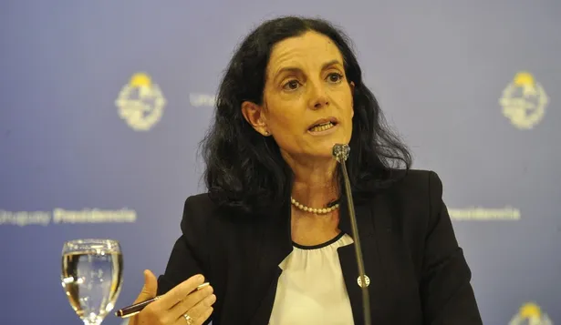 La ministra de Economía y Finanzas, Azucena Arbeleche.