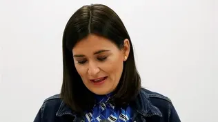 Renunció una ministra española por irregularidades en la obtención de su máster