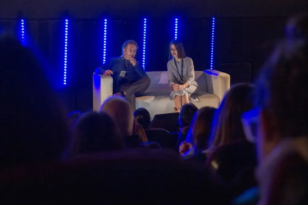 Fenicio realizó el evento Fenicio e-Show