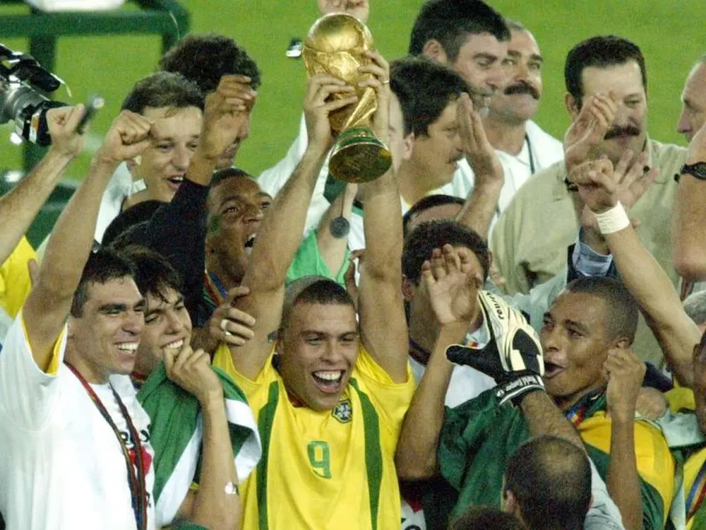 Campeón del Mundo con Brasil en 2002