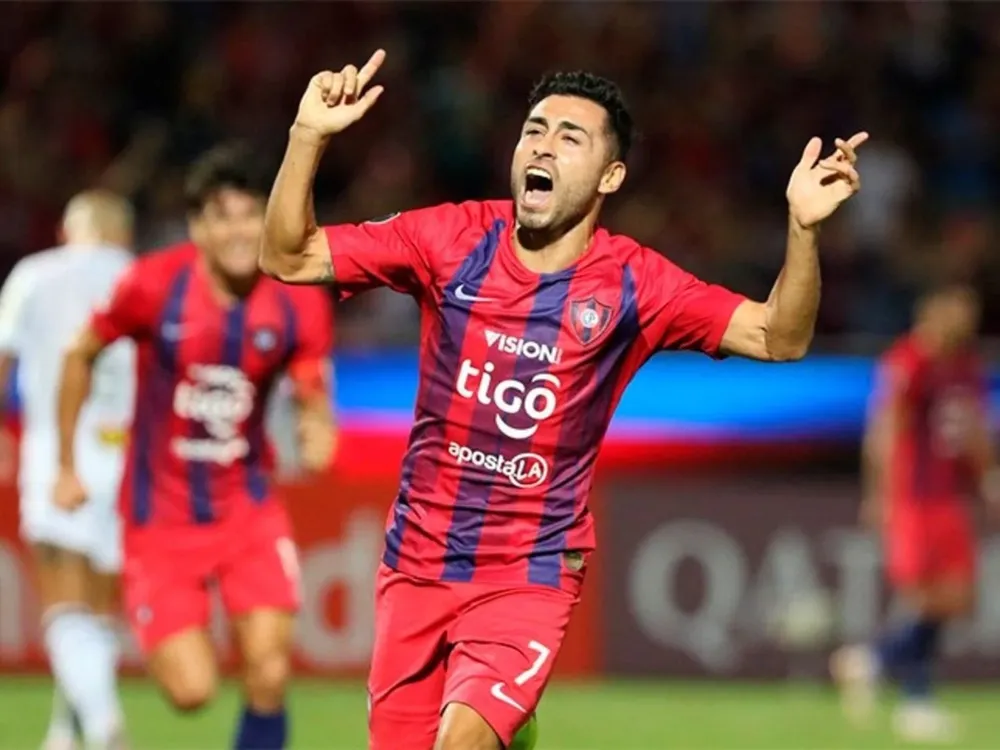 Pachi Carrizo fue campeón con Cerro Porteño