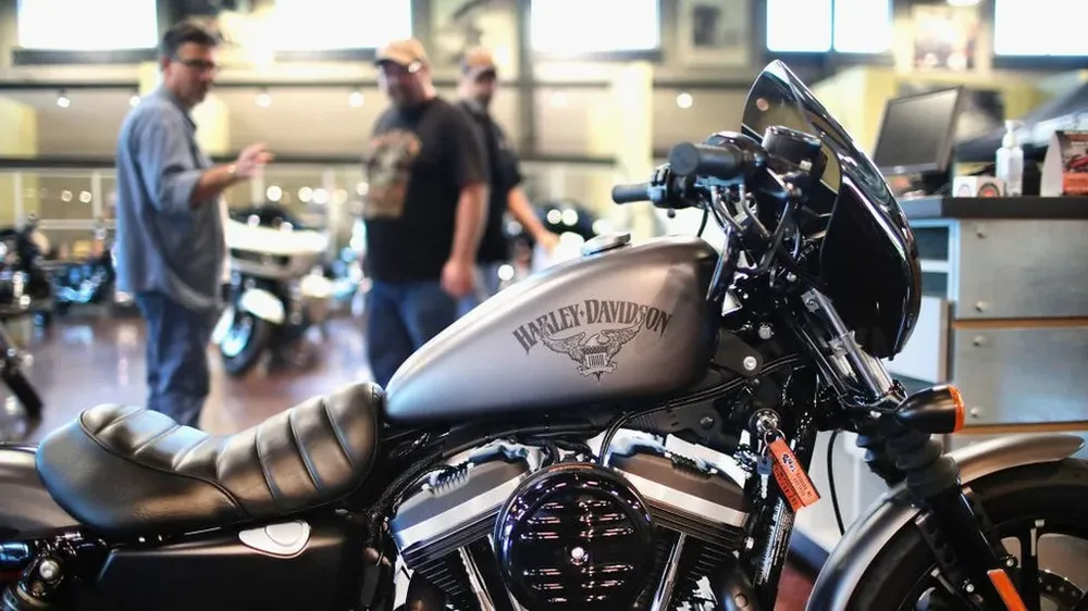 Harley-Davidson planea aumentar la producción en algunas de sus fábricas fuera del territorio estadounidense, aunque aún se desconoce cuáles.