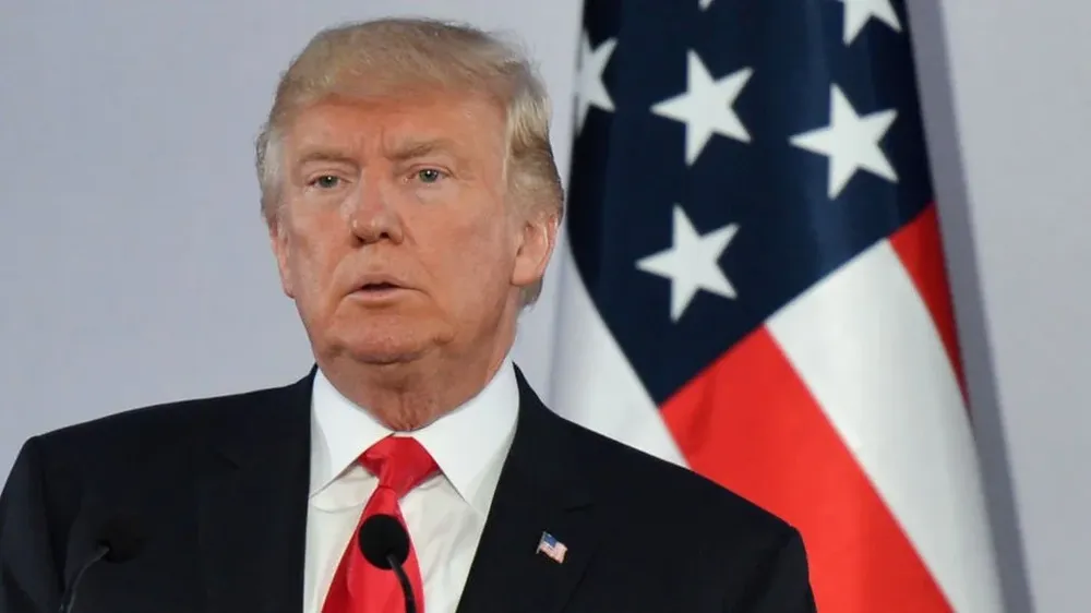 Trump mantiene una política proteccionista porque cree que Estados Unidos ha salido perjudicado de los acuerdos comerciales firmados en los últimos años.